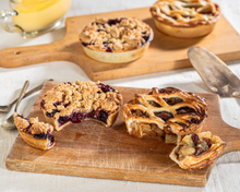 Load image into Gallery viewer, Sweet Pies Selection Box (Box of 4 x 165g)