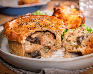 *NEW* Yorkshire Free Range Chicken & Mushroom Pie