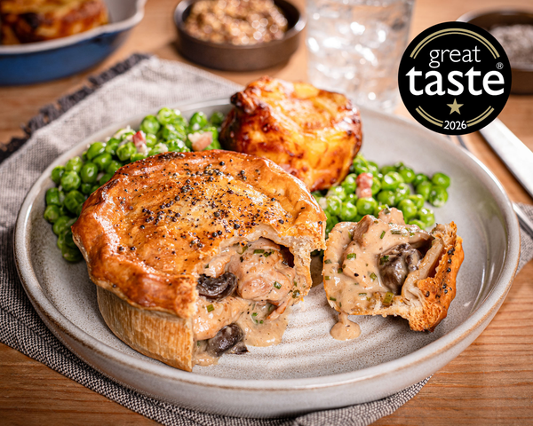 *NEW* Yorkshire Free Range Chicken & Mushroom Pie (Box of 6 x 250g)