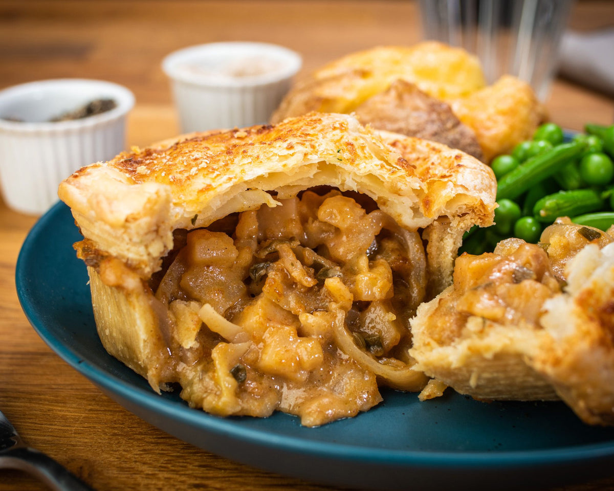 Mature Cheddar, Smoked Applewood & White Onion Award Winning Pies